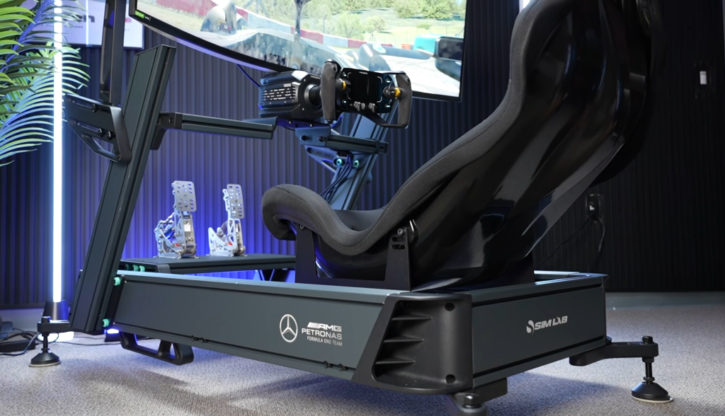 Simlab Mercedes AMG Petronas F1 Team Cockpit